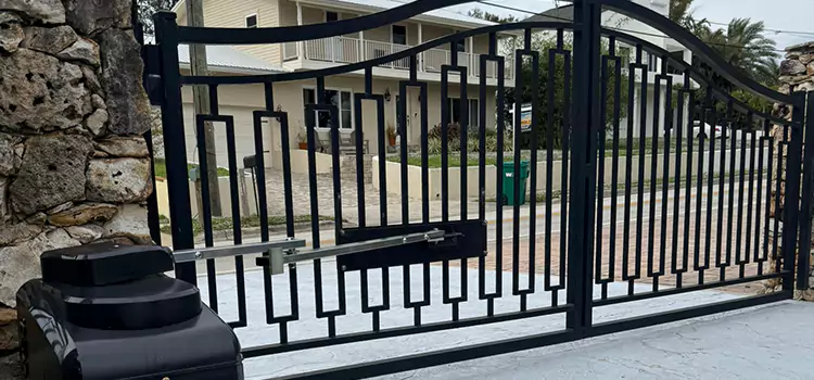 Swing Gate Opener with Keypad Casselberry