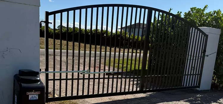 Driveway Fence Repair Casselberry